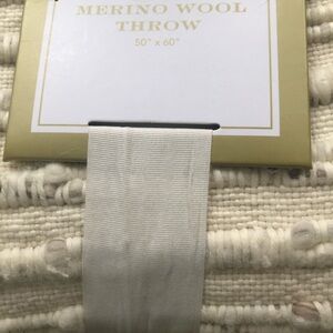 Merino Wool Throw Blanket